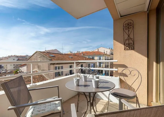 Lägenhet Quartier Vauban 2 Bedroom Antibes